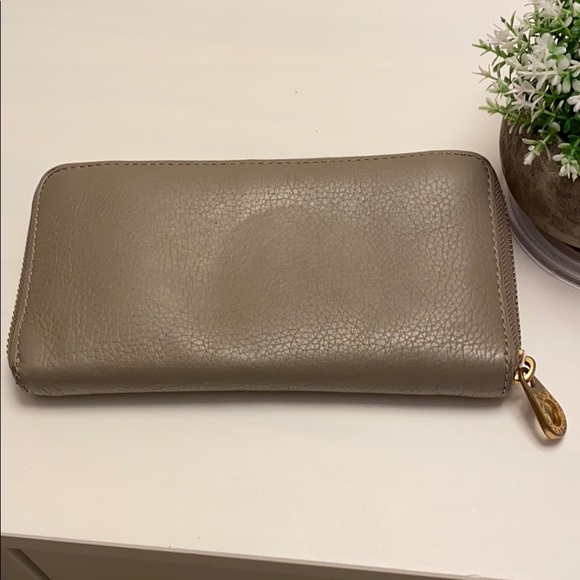 Marc Jacobs Wallet - Picture 3 of 8